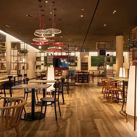 Intercityhotel Geneva فندق Vernier